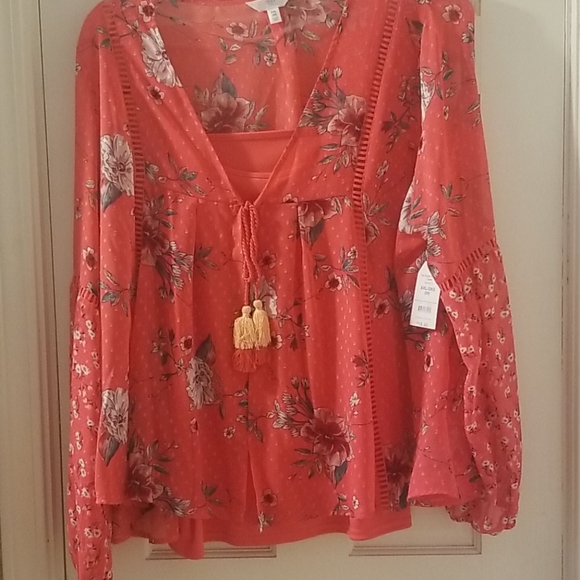 Tie front top with camisole - Picture 3 of 3